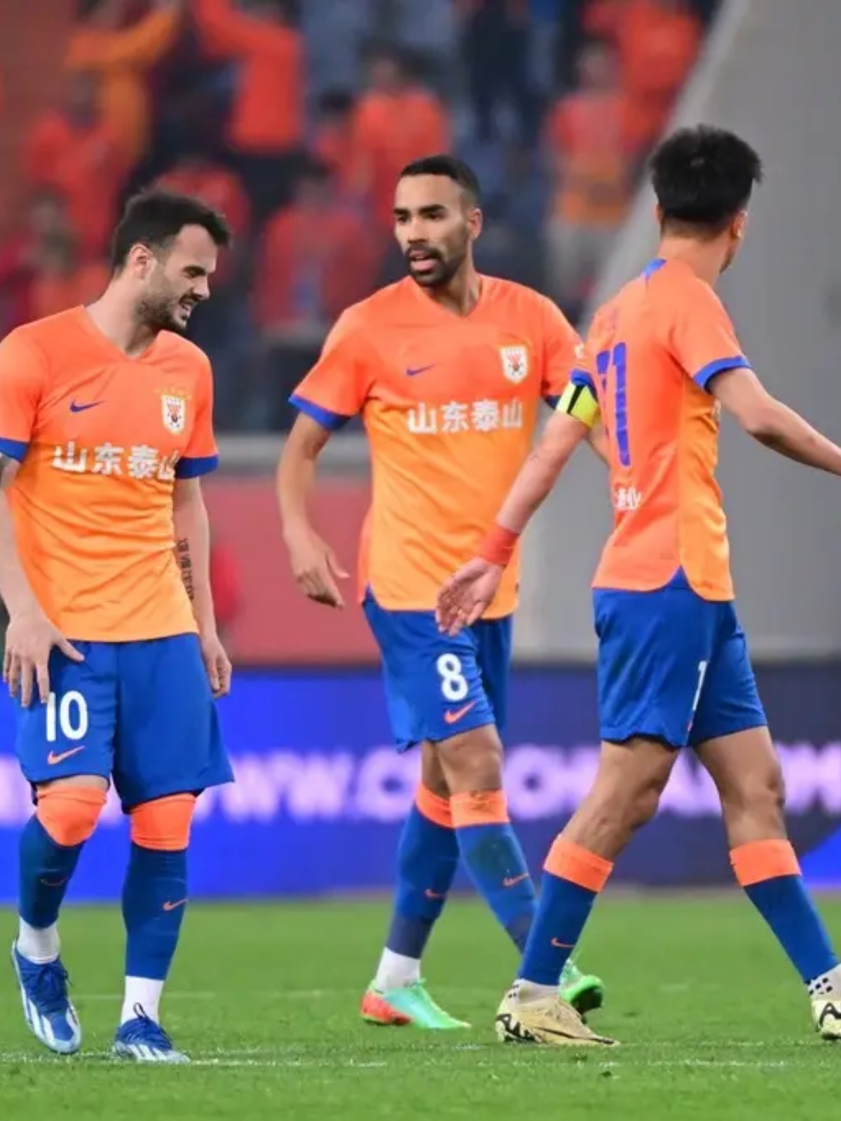 上海申花冲刺阶段内部沟通；志在欧篮联名次提升；悬念犹存；训练强度明显提升的简单介绍